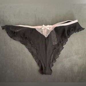 Victoria’s Secret Dream Angels Pleated Lace Detail Panty